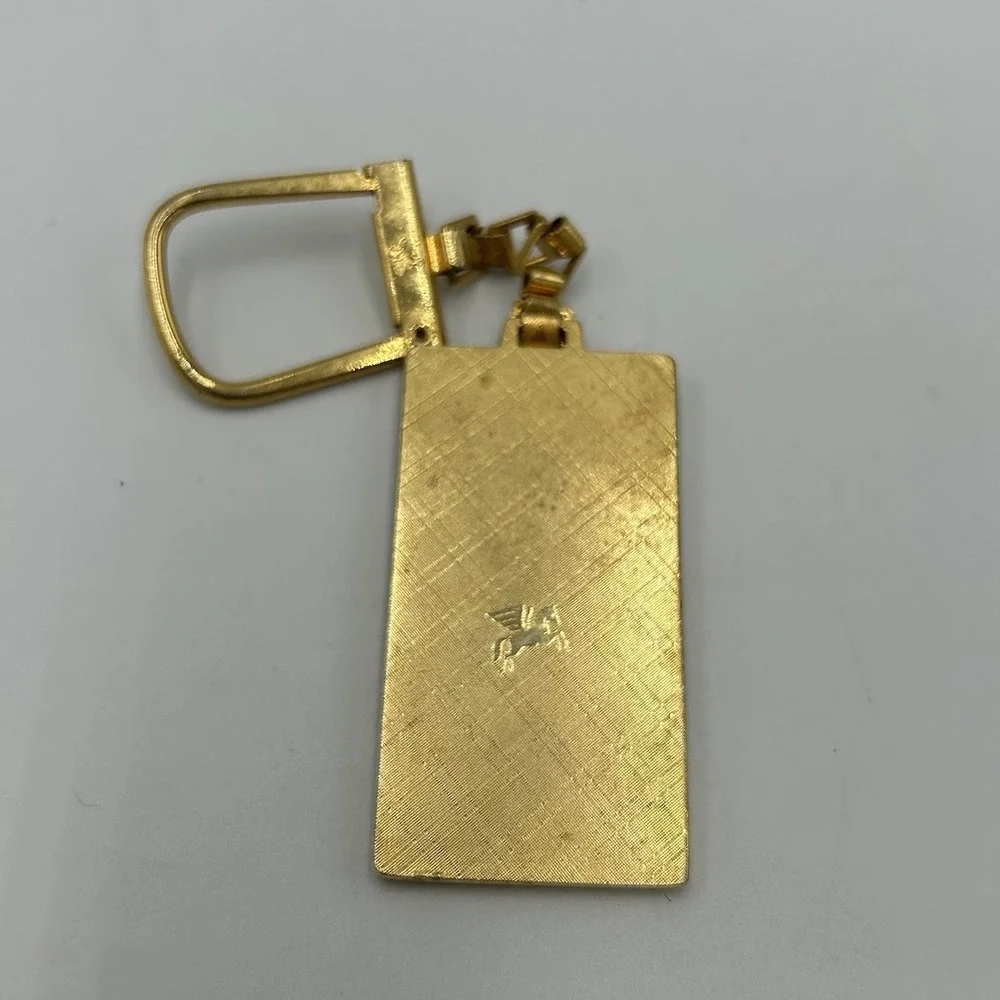 Vintage Bahrain Collectible Keychain‎ Souvenir Metal